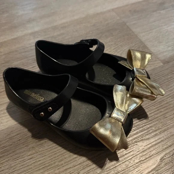 Mini Melissa Ultragirl Classic Mary Jane Flats Black Gold Bow - Picture 3 of 7